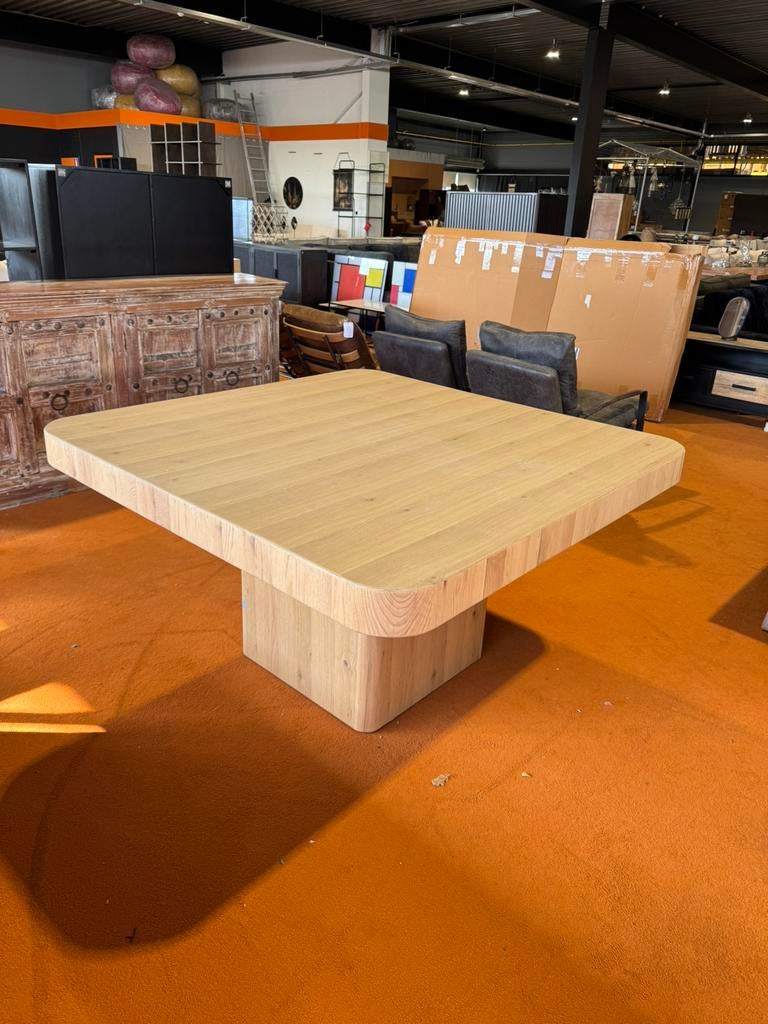 Vierkante eettafel 140x140cm 30%korting! Prijs op aanvraag, Huis en Inrichting, Tafels | Eettafels, Nieuw, Vijf personen of meer