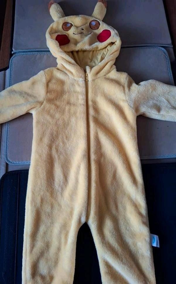 Pikachu verkleedpak, 90 cm, Ophalen of Verzenden, Zo goed als nieuw, 104 of kleiner, Jongen of Meisje