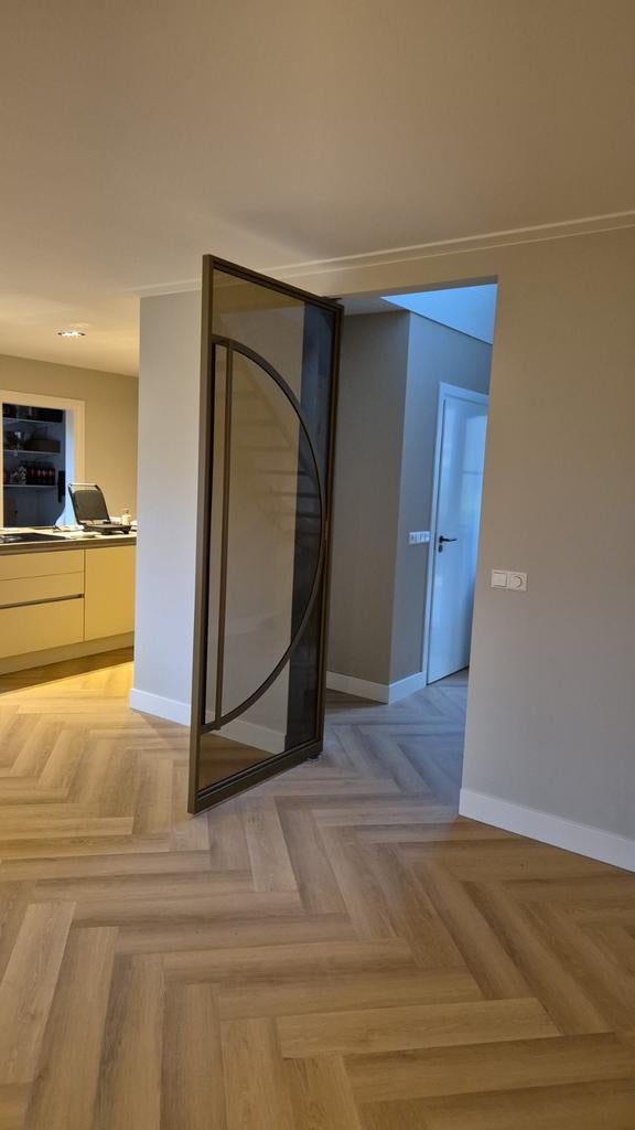 Foto 4 van MeinMetaal# stalen deuren# trappen#Constructie #staalbouw