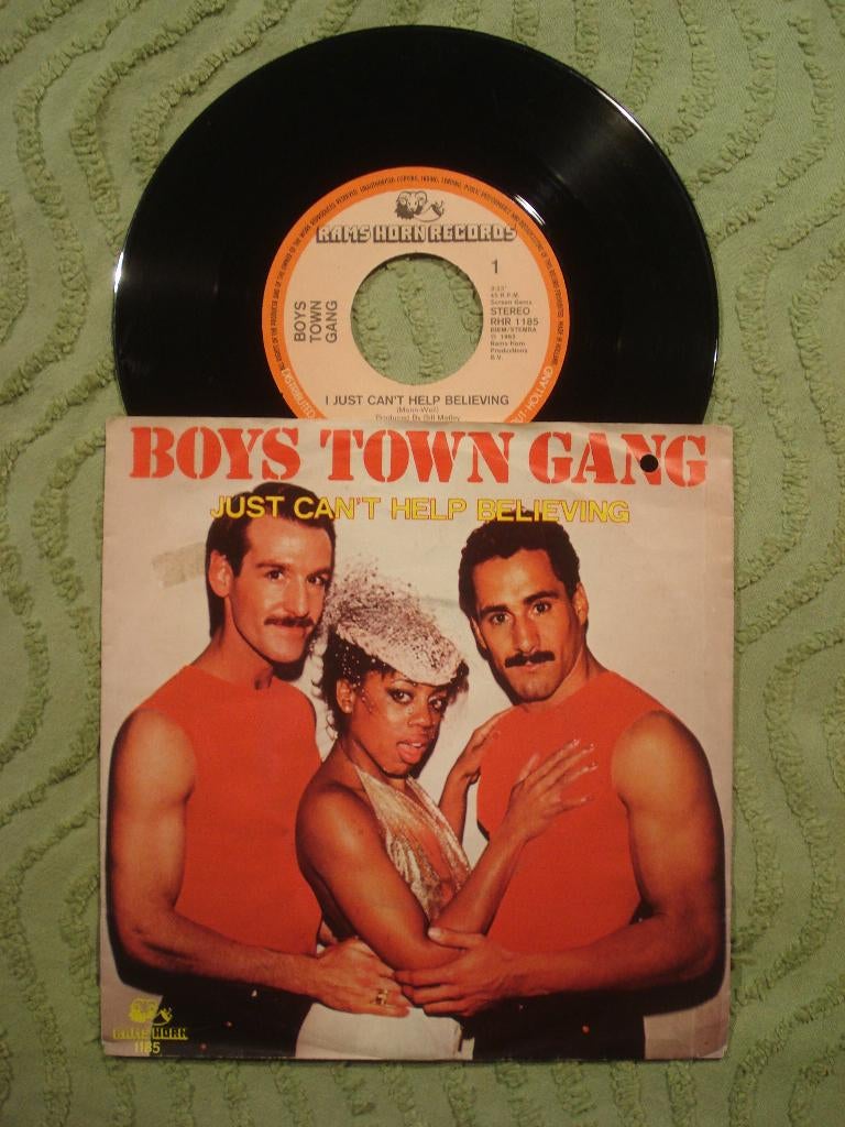 Boys Town Gang 7" Vinyl Single: ‘Just can’t help believing’, 7 inch, Single, Ophalen of Verzenden, Zo goed als nieuw