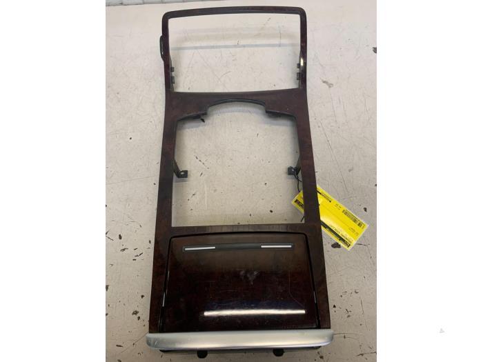 Dashboard sierlijst van een Audi A8, Gebruikt, -, -, -