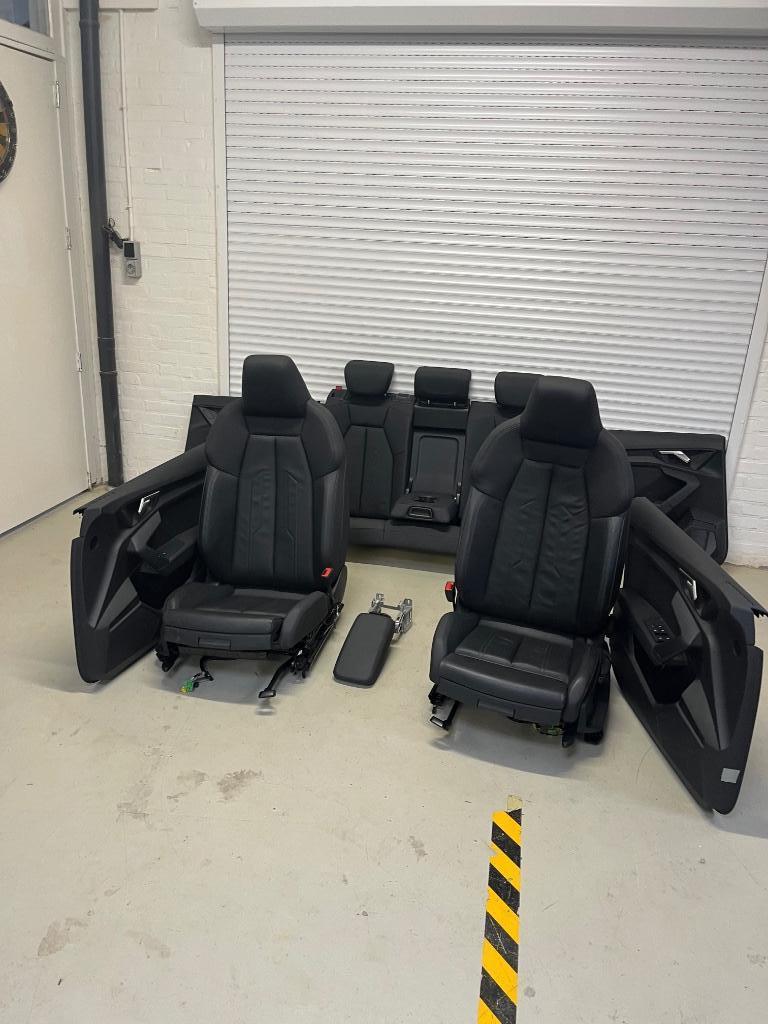 Audi a3 8y sport lederen interieur Sportback stoelverwarming, Ophalen, Nieuw, Audi