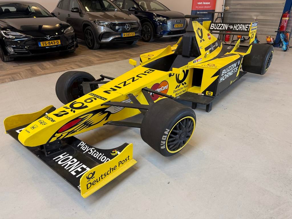 Unieke levensgrote Formule 1 auto handgemaakt van hout, Ophalen of Verzenden