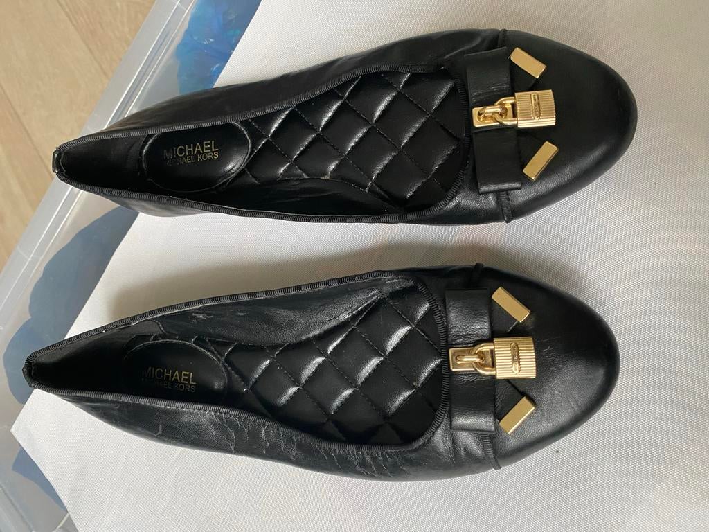 Michael Kors flats maat 37 - Zo goed als nieuw, Ophalen, Zo goed als nieuw, Zwart, Ballerina's