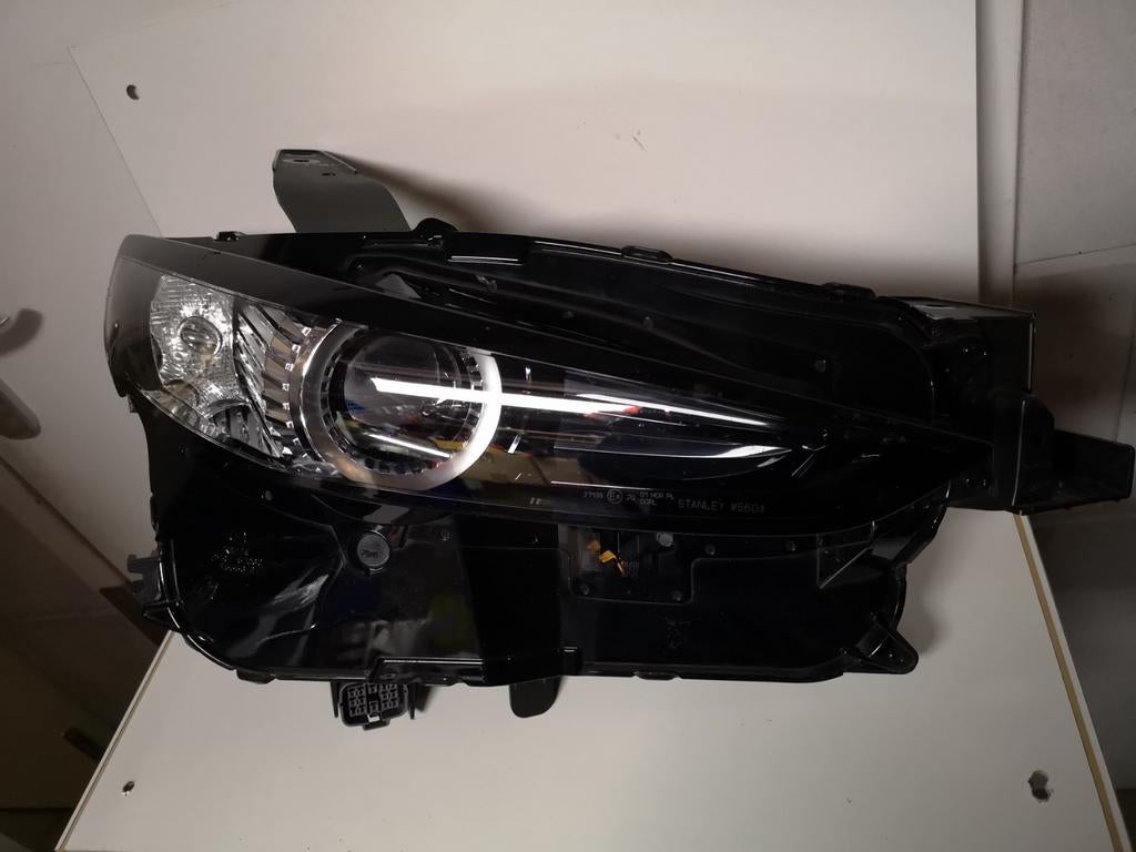 Mazda CX 30 koplamp R, Ophalen, Gebruikt, Mazda