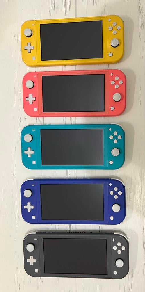 Nintendo Switch Lite - keuze uit 5 kleuren met 4 spellen, 1 speler, Ophalen of Verzenden, Vanaf 3 jaar