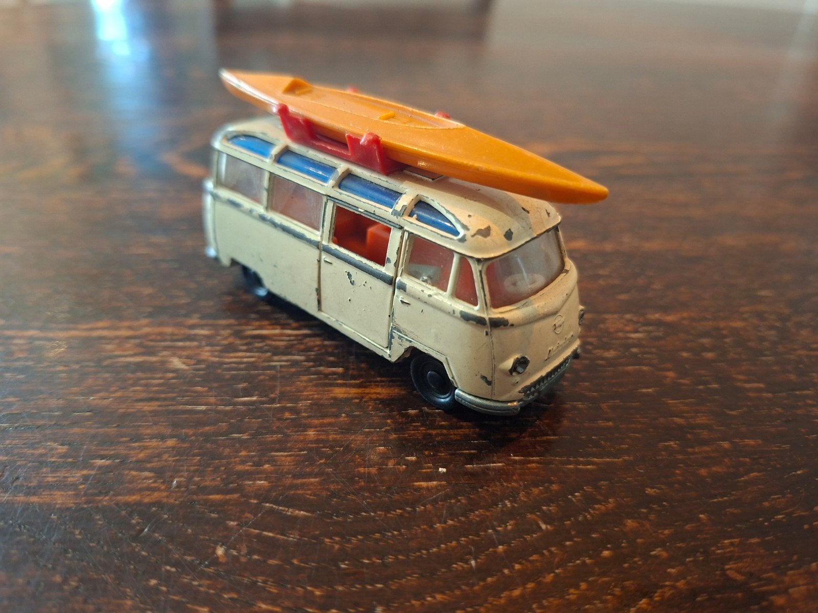 Siku  VW camper V220  met kano (Tempo Matador), Ophalen of Verzenden, Gebruikt, Bus of Vrachtwagen, SIKU