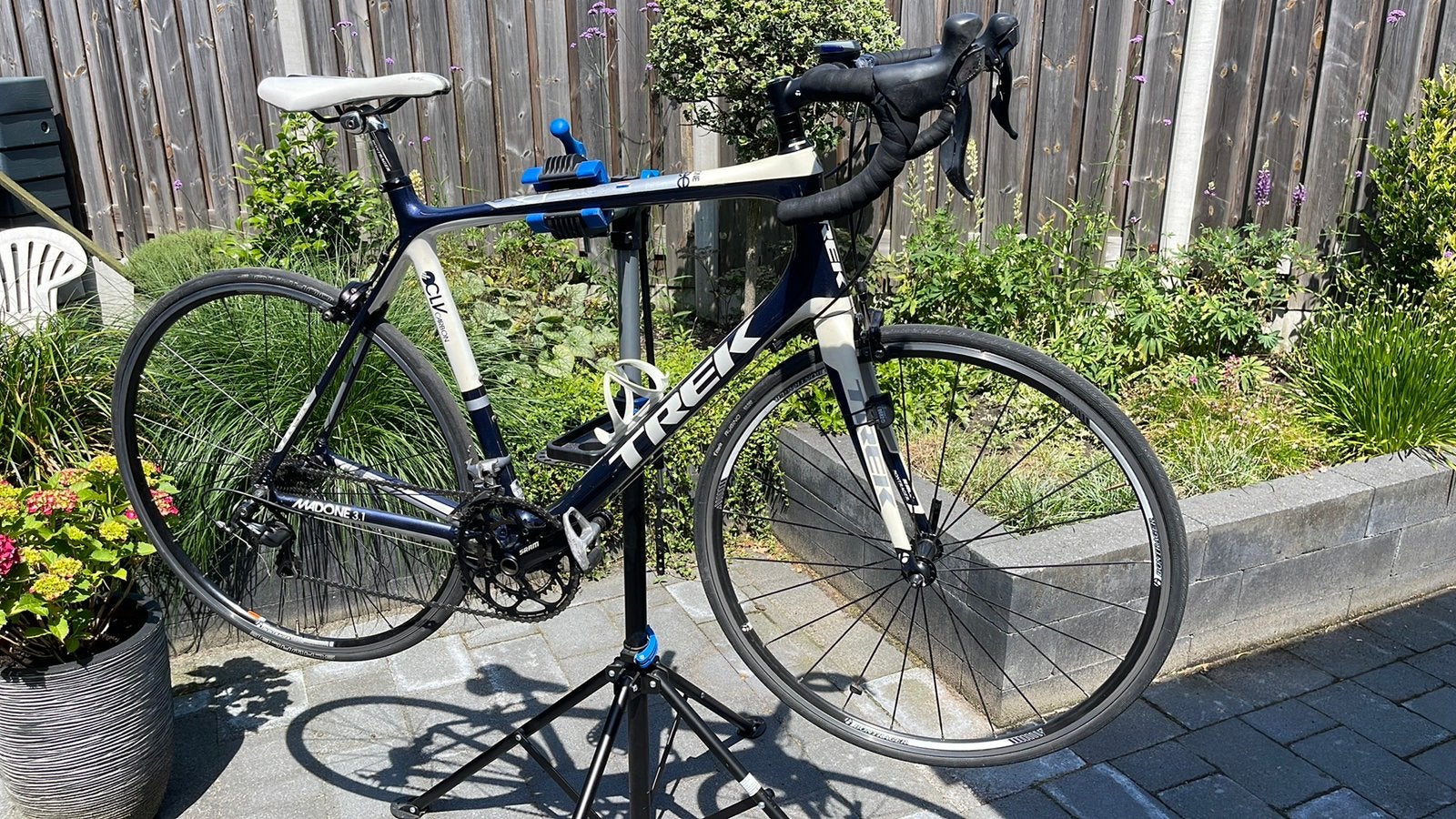 TREK Madone 3.1 full Carbon met schade, Carbon, Velgrem, Zo goed als nieuw, Meer dan 20 versnellingen