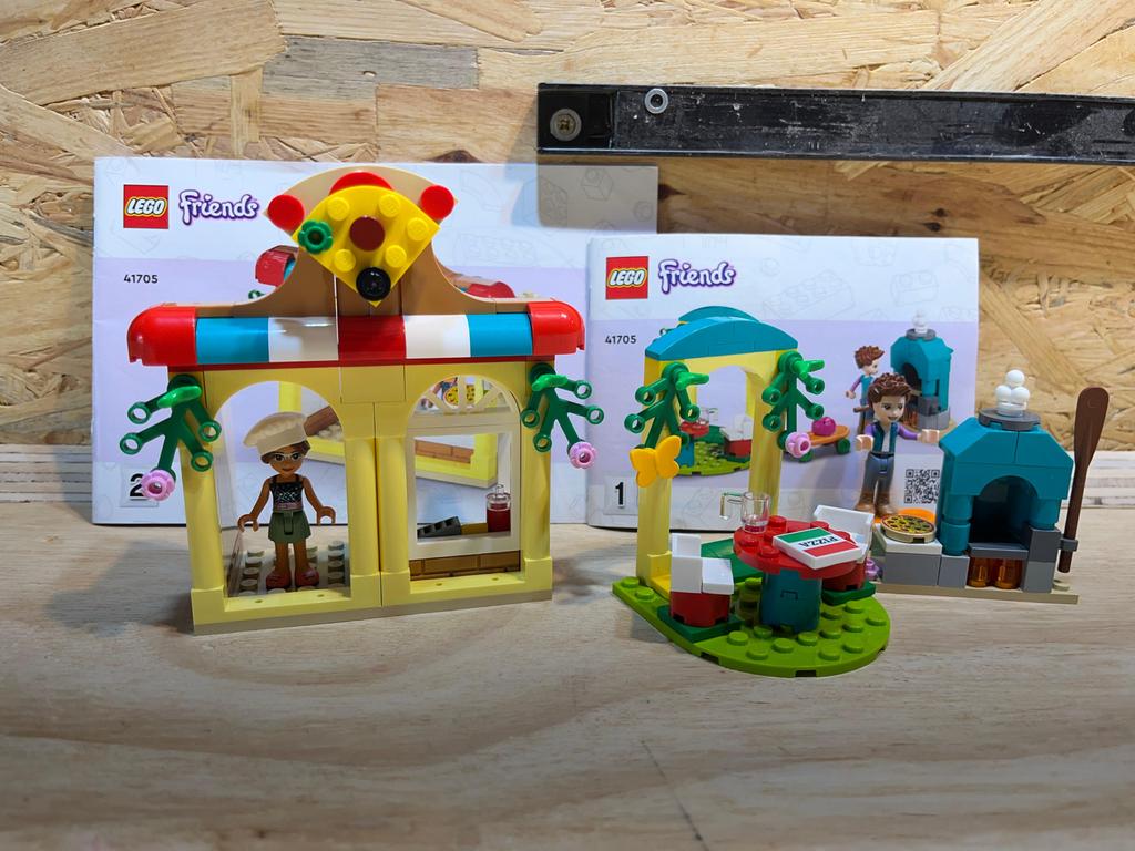 LEGO Friends 41705 Pizzeria en Pizzabezorging, Ophalen of Verzenden, Zo goed als nieuw, Overige merken