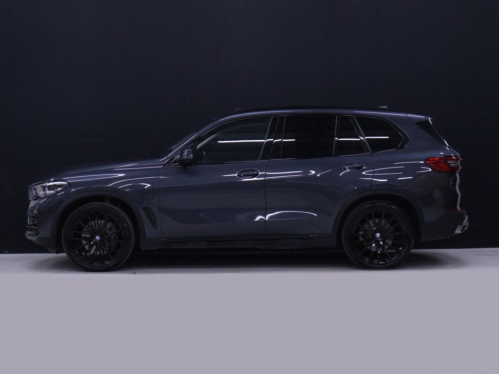 BMW X5 xDrive45e High Executive [PANORAMADAK, APPLE CARPLAY,, Auto's, BMW, Gebruikt, 394 pk, Vierwielaandrijving, Hybride Elektrisch/Benzine