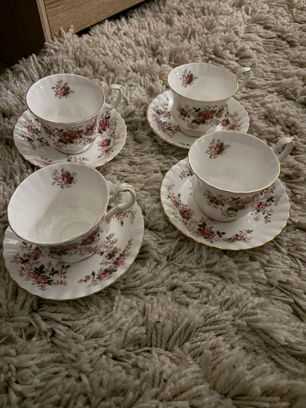 Royal Albert Lavender Rose theekopjes en schotels (4 sets), Ophalen