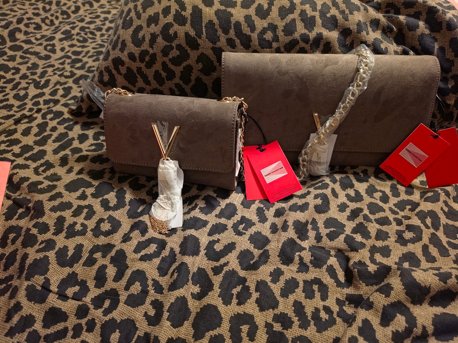 Set van 2 originele Mario Valentino tassen - Taupe fluweel, Ophalen of Verzenden, Nieuw, Bruin, Handtas