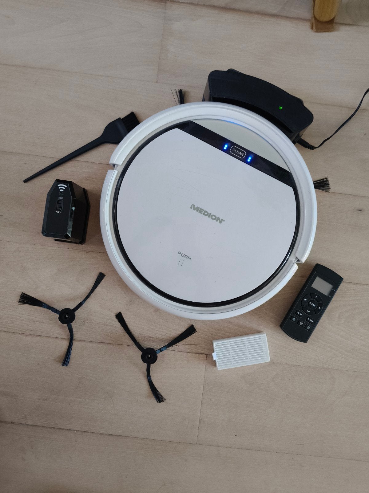 Medion MD 18500 Robotstofzuiger, Overige merken, Ophalen of Verzenden, Robotstofzuiger, Reservoir