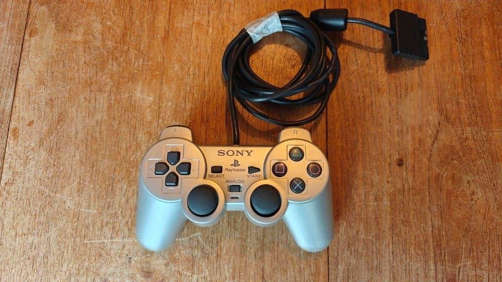 PlayStation 2 Controller Metallic Silver | Gereinigd, Ophalen of Verzenden, Gebruikt, Controller, PlayStation 2