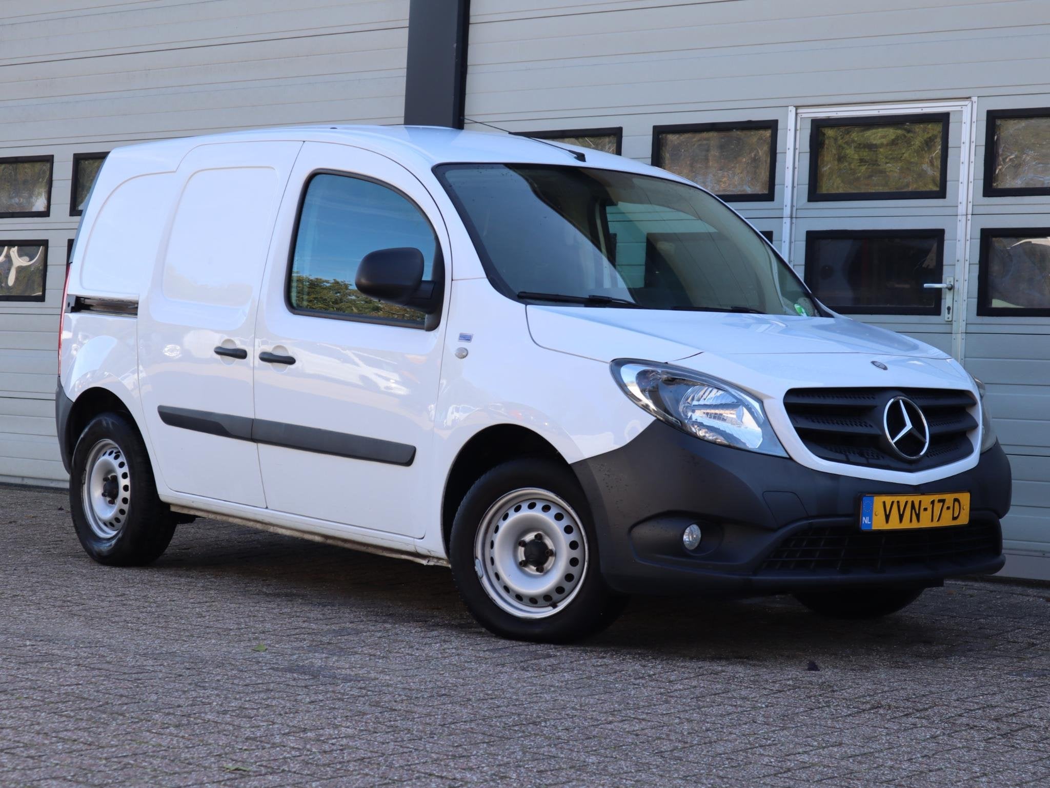Mercedes-Benz Citan 112 Benzine Automaat - Airco - EURO 6, Stof, Gebruikt, Euro 6, 4 cilinders