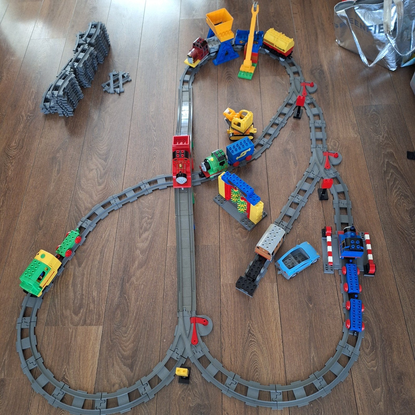 Duplo Thomas de Trein en vriendjes met rails en accessoires, Gebruikt, Overige thema's, Ophalen of Verzenden, Inclusief minifiguren