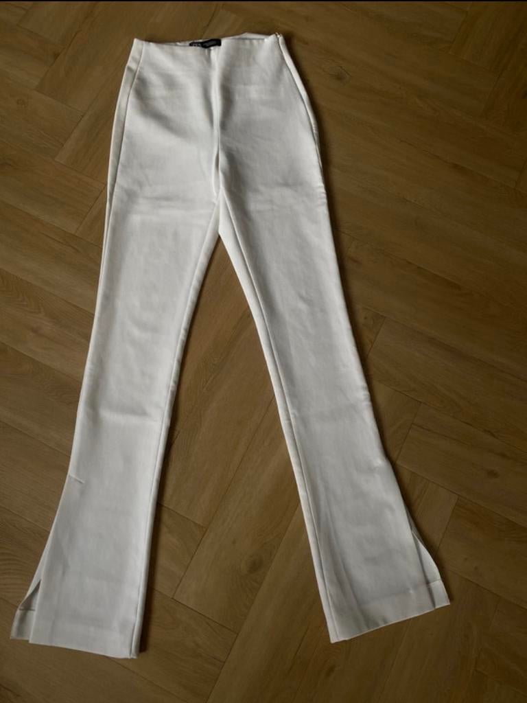 Witte Zara pantalon. Maat xs, Wit, Ophalen of Verzenden, Zo goed als nieuw, Maat 34 (XS) of kleiner