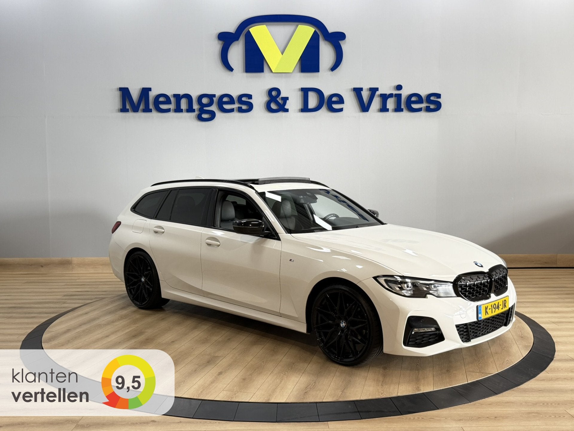 BMW 3 Serie Touring 318i M Sport Executive Edition Airco ECC, Automaat, Achterwielaandrijving, Gebruikt, Wit