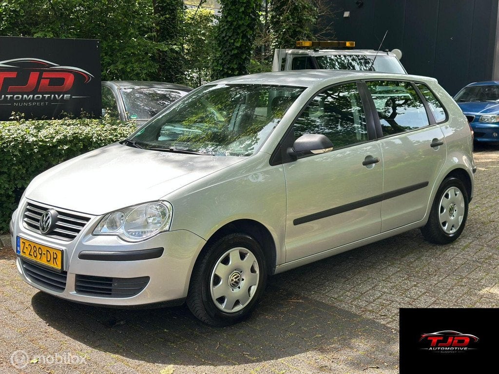 Volkswagen Polo 1.2 Easyline AIRCO-5DEURS, Voorwielaandrijving, 989 kg, 1198 cc, Bedrijf