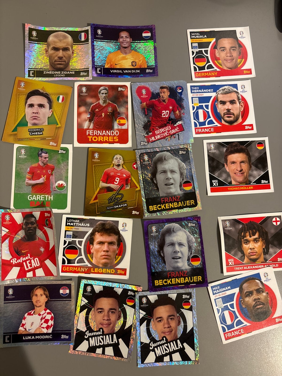 FIFA 24 Euro 2024 Voetbalplaatjes Collectie, Ophalen of Verzenden, Zo goed als nieuw, Meerdere plaatjes