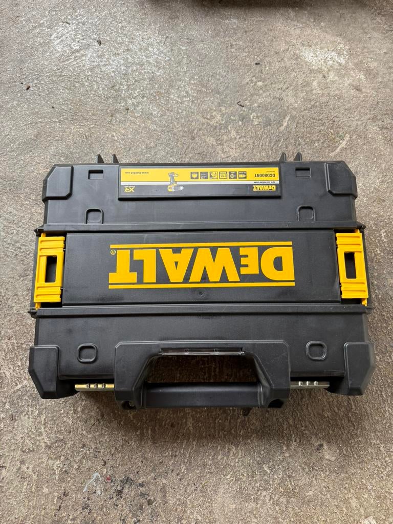 Dewalt boormachine, Ophalen, Gebruikt