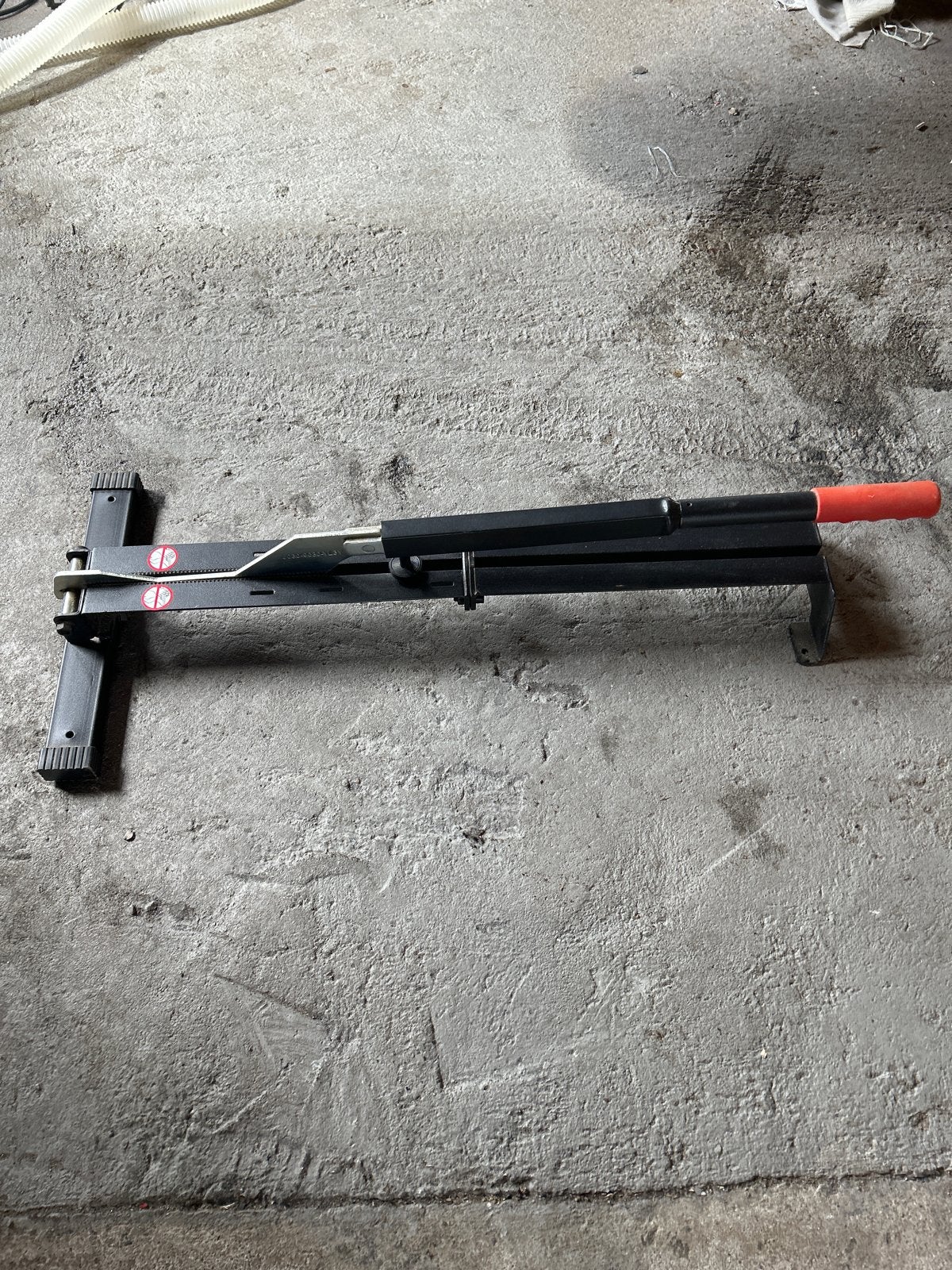 Laminaatsnijder - Handig gereedschap voor vloerleggers, Doe-het-zelf en Verbouw, Gereedschap | Handgereedschap, Ophalen, Gebruikt