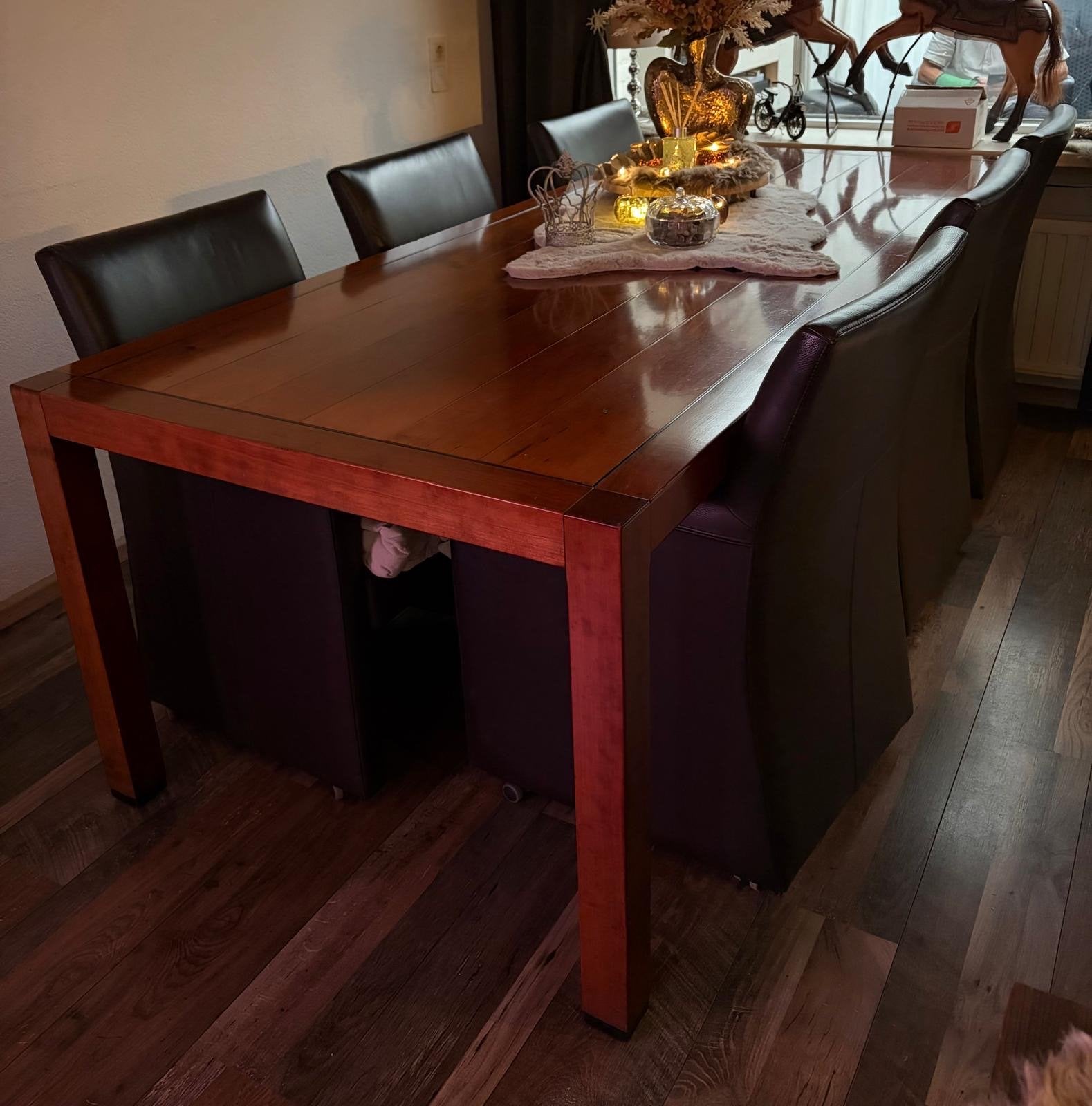 Grote eettafel met 6 stoelen (geen kussens) moet snel weg!!1, Gebruikt, 100 tot 150 cm, 200 cm of meer, Ophalen of Verzenden