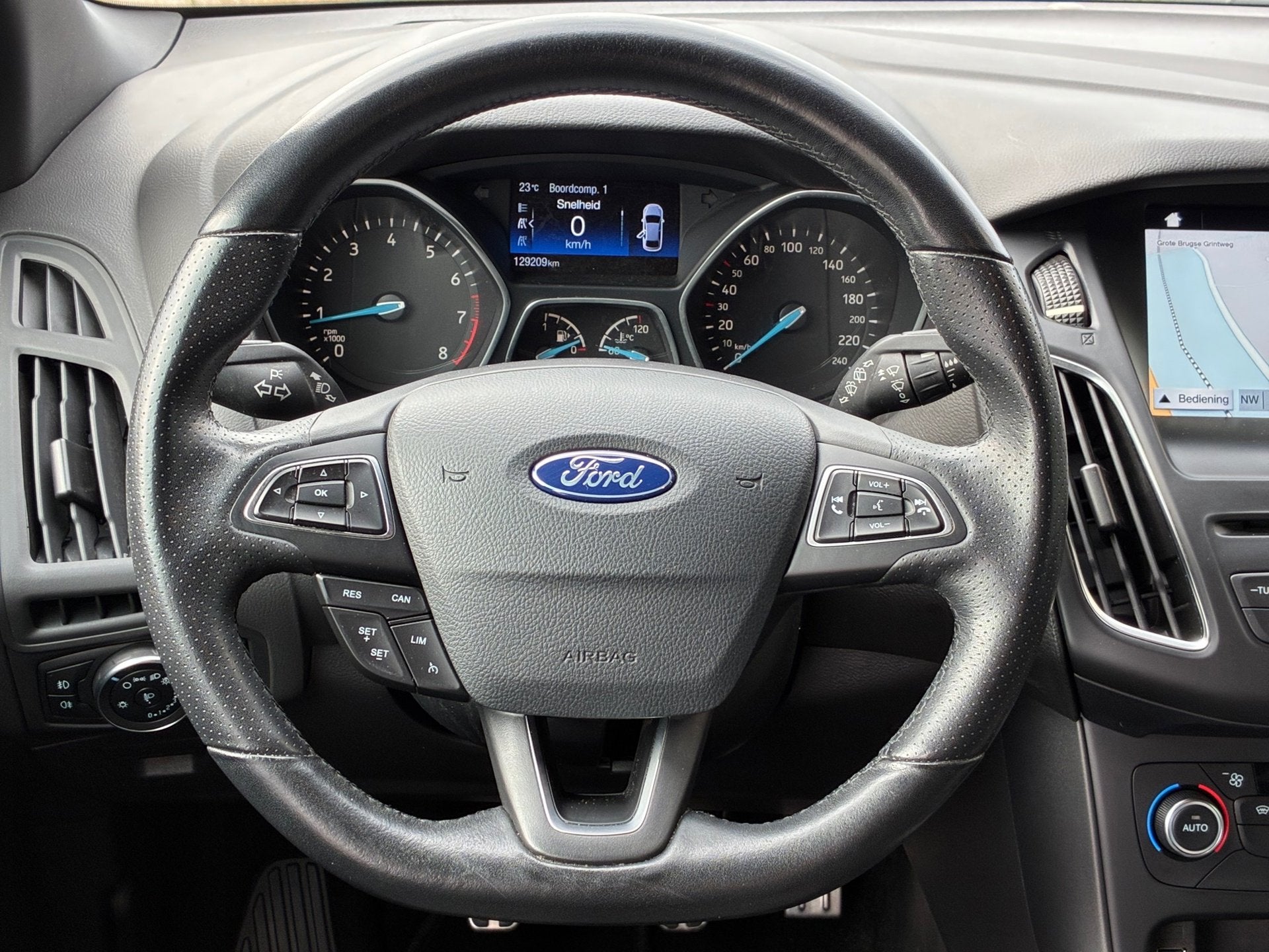 Ford Focus 1.0 ST-Line|2e Eigenaar|Navigatie|CruiseControl|C, Auto's, 125 pk, Gebruikt, Euro 6, Wit