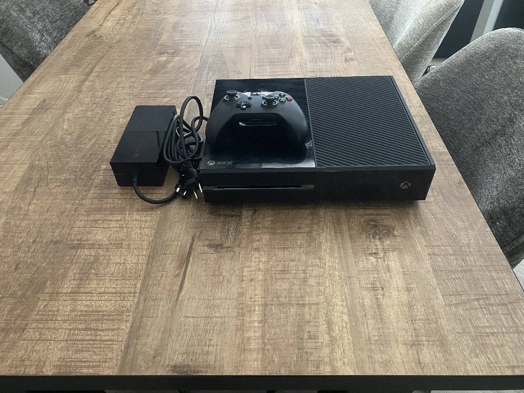 Xbox One met 1 controller, Ophalen, 500 GB, Xbox One, Zo goed als nieuw