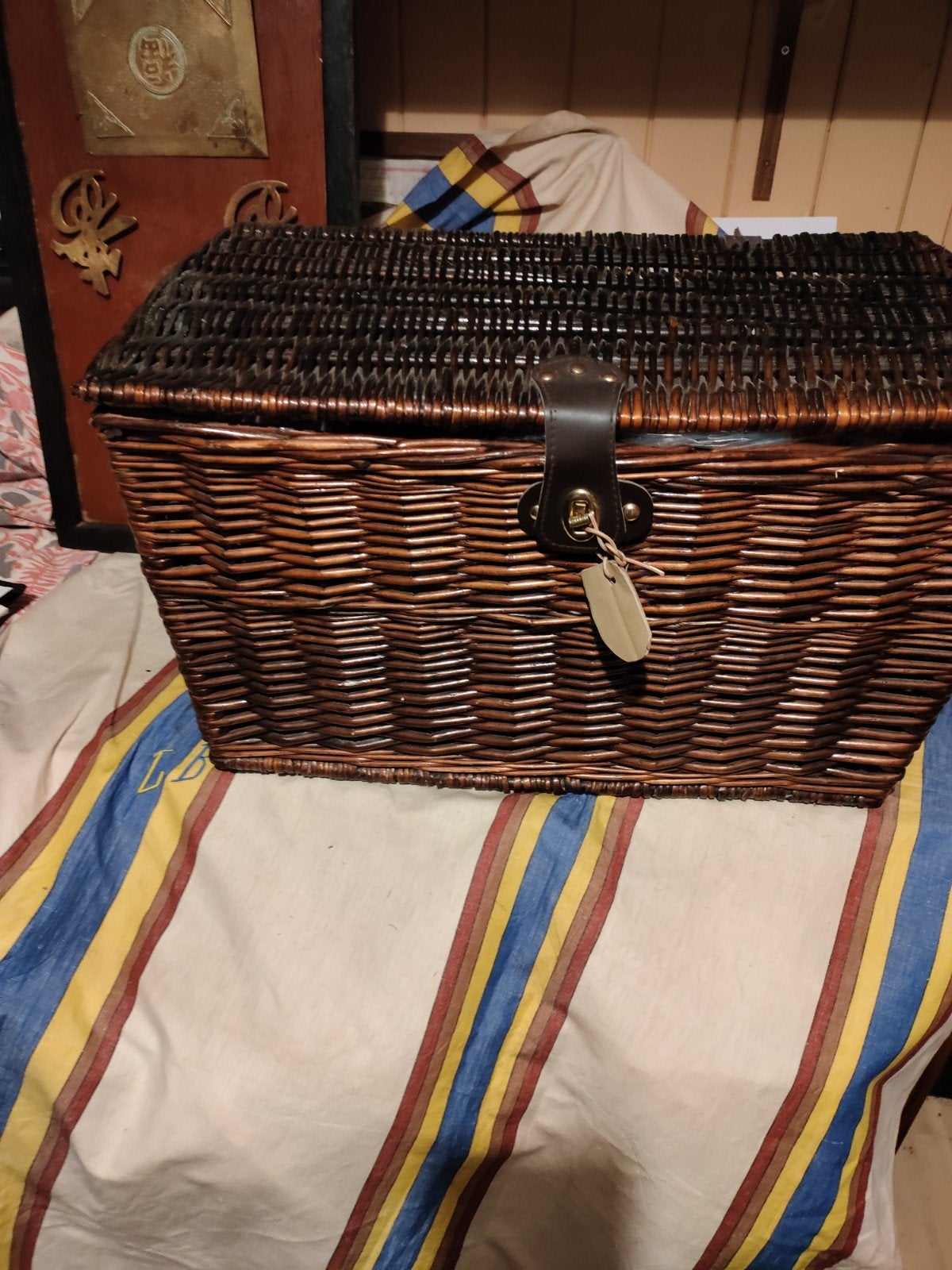 vintage rieten mand, kist model met deksel, Ophalen, Gebruikt