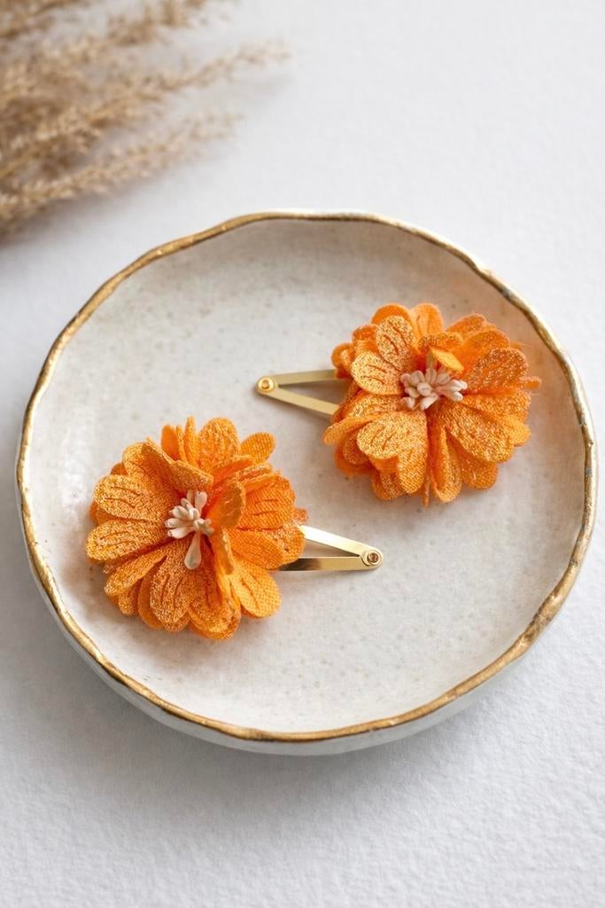 Oranje haarspeldjes klikklak 4cm goud, Ophalen of Verzenden, Zo goed als nieuw