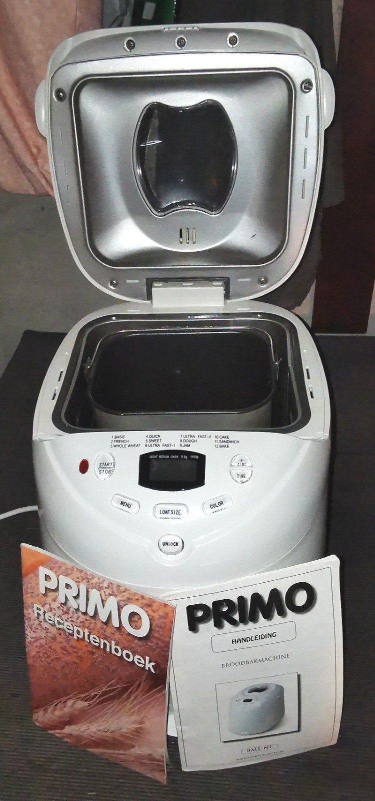Primo Broodbakmachine met Timer en 12 Programma's, Witgoed en Apparatuur, Broodbakmachines, 800 tot 1200 gram deeg, Zo goed als nieuw