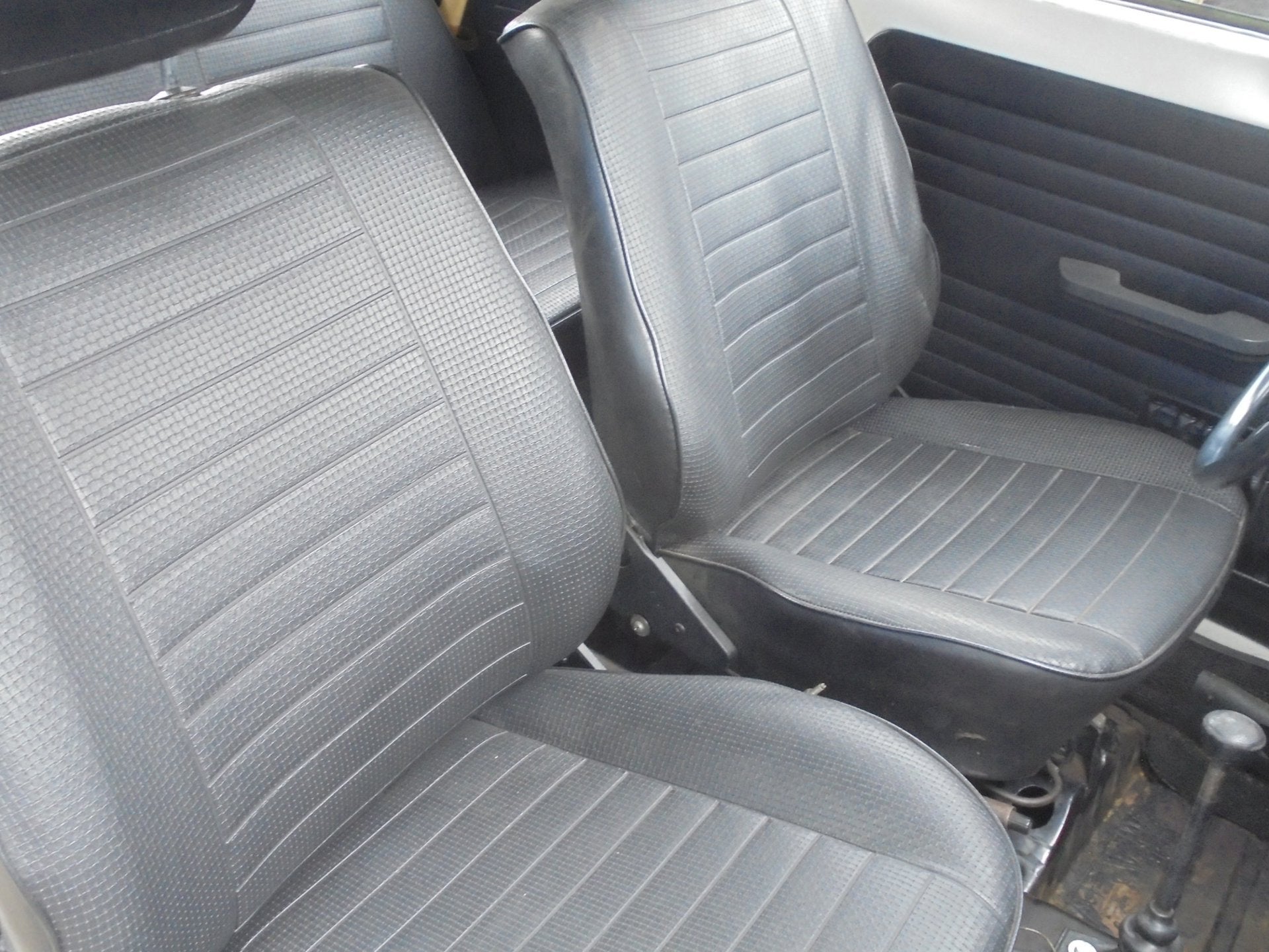 Volkswagen Kever Cabriolet 1303 LS Karmann Laswerk, foto 11