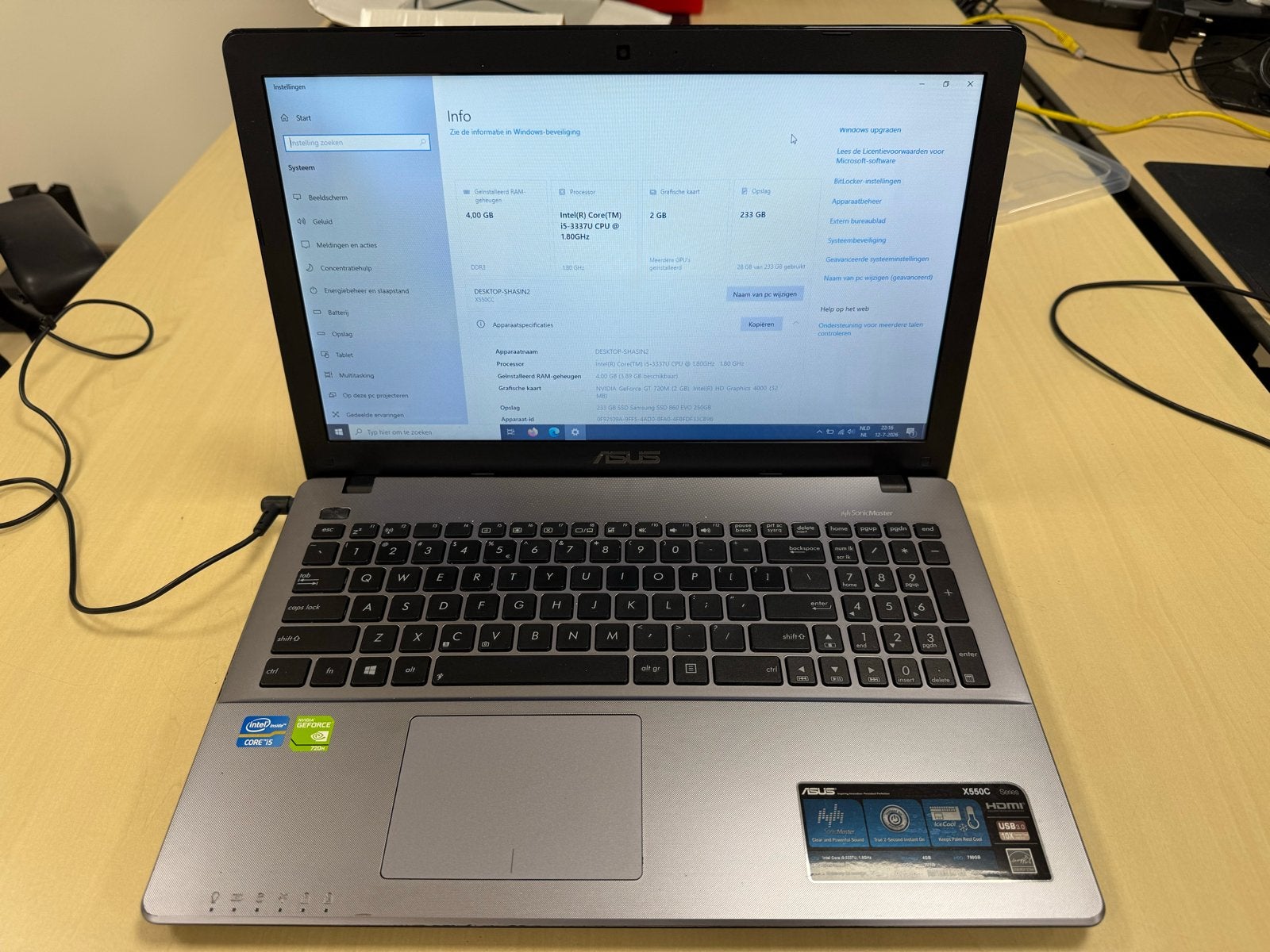 ASUS X550C Laptop - Intel Core i5, 4GB RAM, 233GB Opslag, Gebruikt, Minder dan 2 Ghz, Ophalen of Verzenden, 4 GB