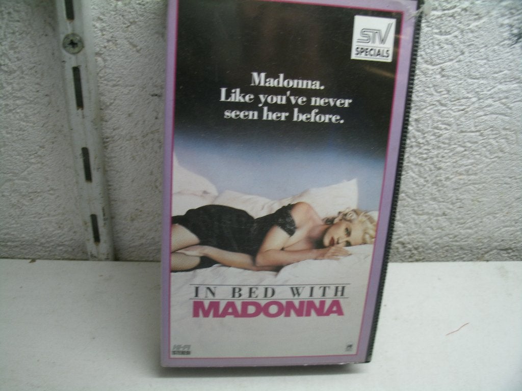vhs 119b in bed with madonna, Alle leeftijden, Ophalen of Verzenden, Zo goed als nieuw, Actie en Avontuur