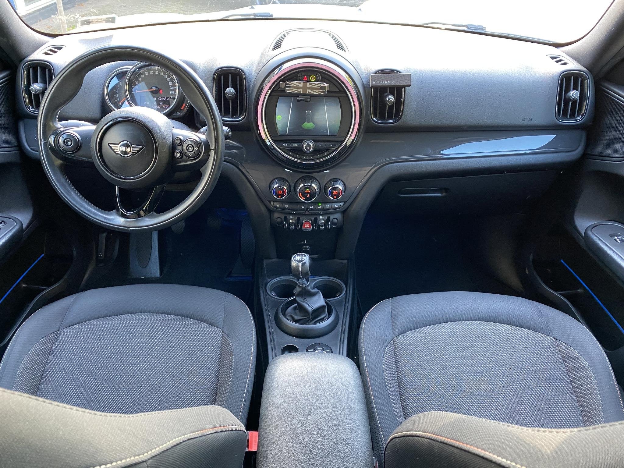 MINI Countryman 1.5 One Pepper Cruise Controle / Stoelverwar, Auto's, Voorwielaandrijving, Stof, Gebruikt, Countryman