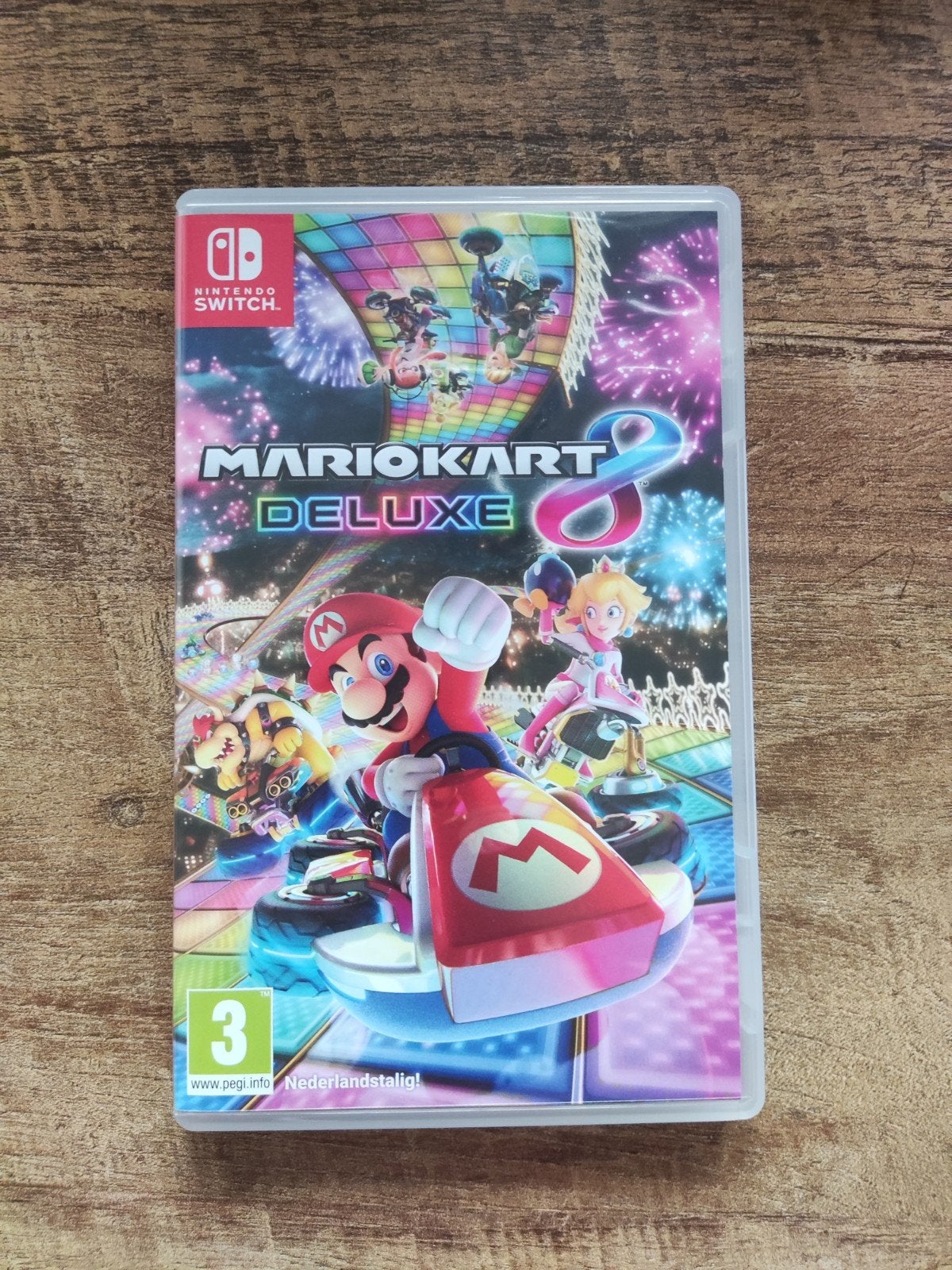 Mario Kart 8 Deluxe - Nintendo Switch, Ophalen, Racen en Vliegen, Zo goed als nieuw, 3 spelers of meer