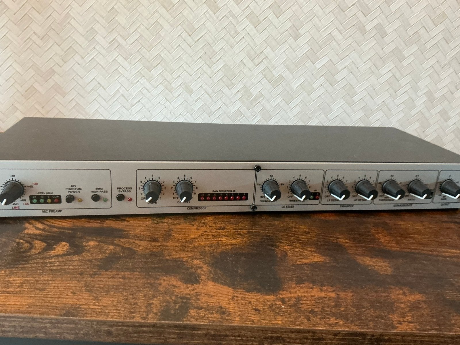 DBX 286s Microfoon Preamp / Processor + 2 gratis rackplates, Ophalen, Zo goed als nieuw, Minder dan 5 kanalen, Microfooningang