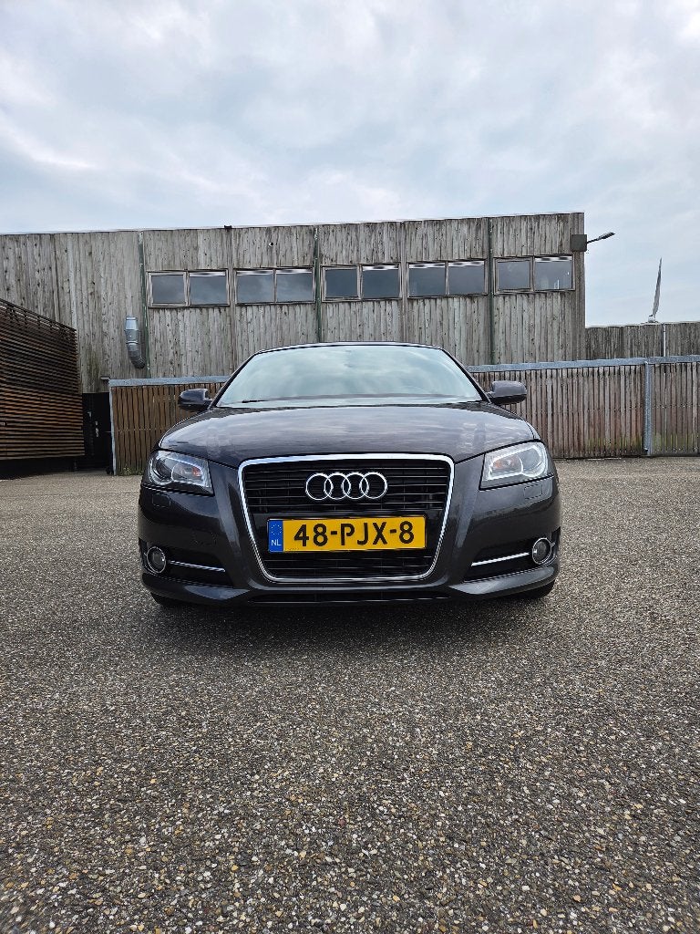 Audi A3 1.4 Tfsi 92KW Sportback 2011 Grijs, Auto's, Voorwielaandrijving, 125 pk, 4 cilinders, Leder en Stof
