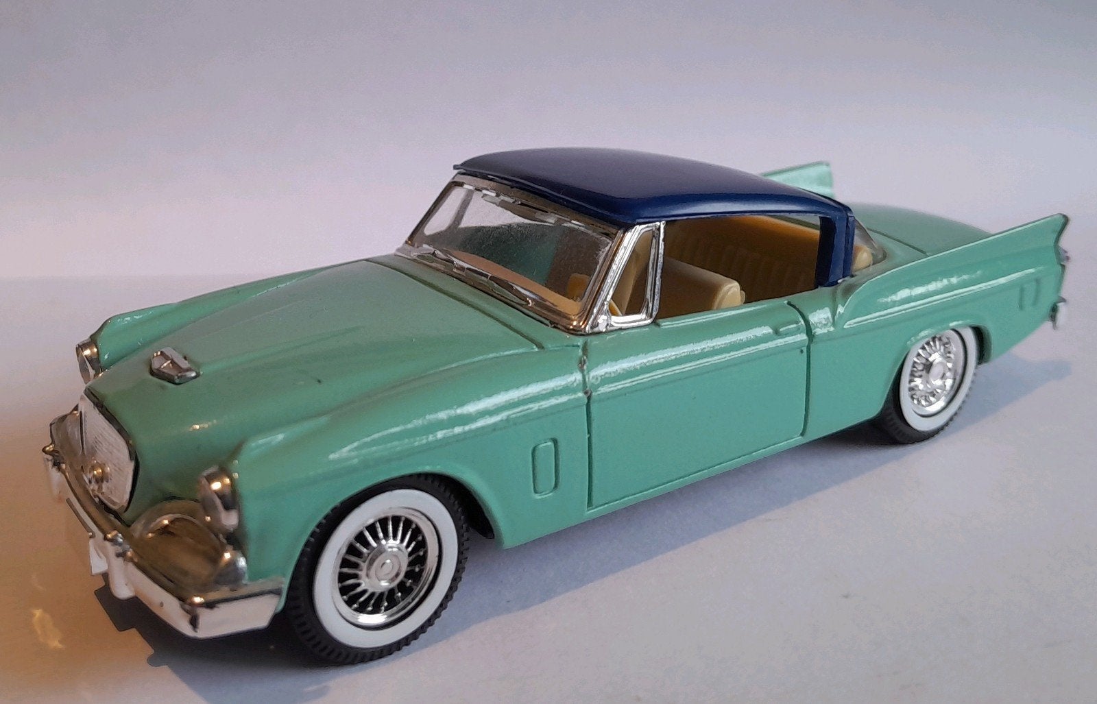 Solido Studebaker 1957 Silver Hawk, Hobby en Vrije tijd, Ophalen of Verzenden, Gebruikt, Auto, Solido