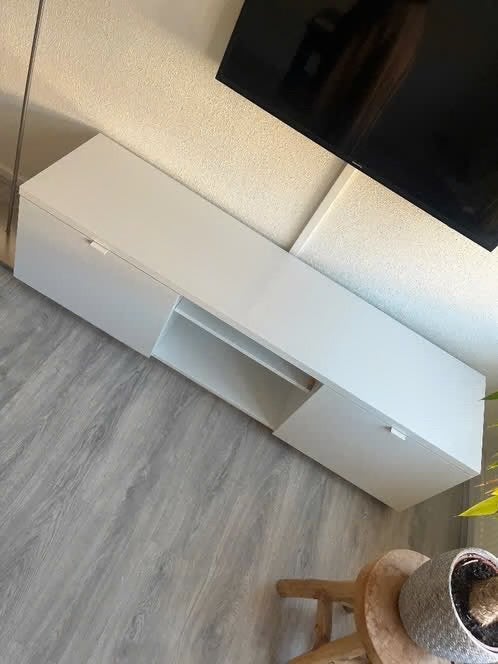 Tv meubel, Ophalen, Gebruikt, 150 tot 200 cm, Minder dan 100 cm