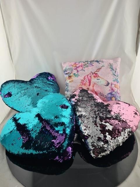 Kussens decoratie glitter met eenhoorn en hart, Ophalen of Verzenden, Zo goed als nieuw, Overige typen