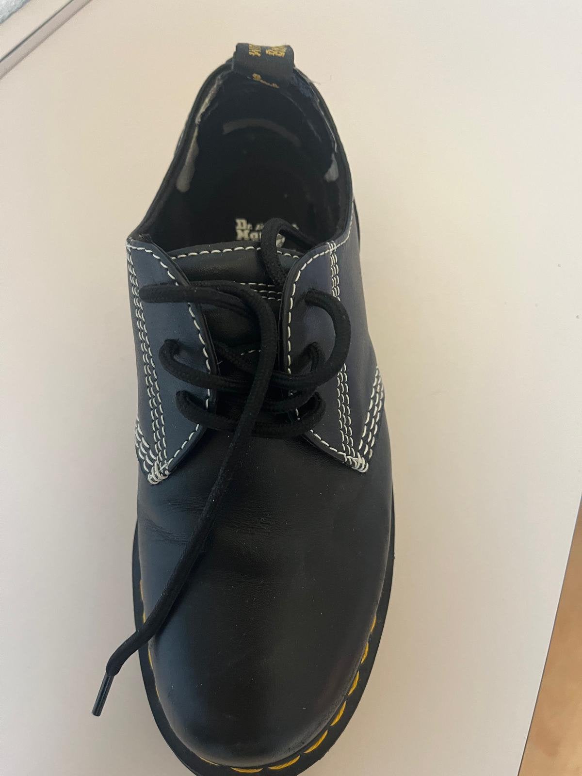 Zwarte Dr. Martens 8053 Quad maat 38, Kleding | Dames, Schoenen met lage hakken, Zwart, Ophalen of Verzenden, Zo goed als nieuw