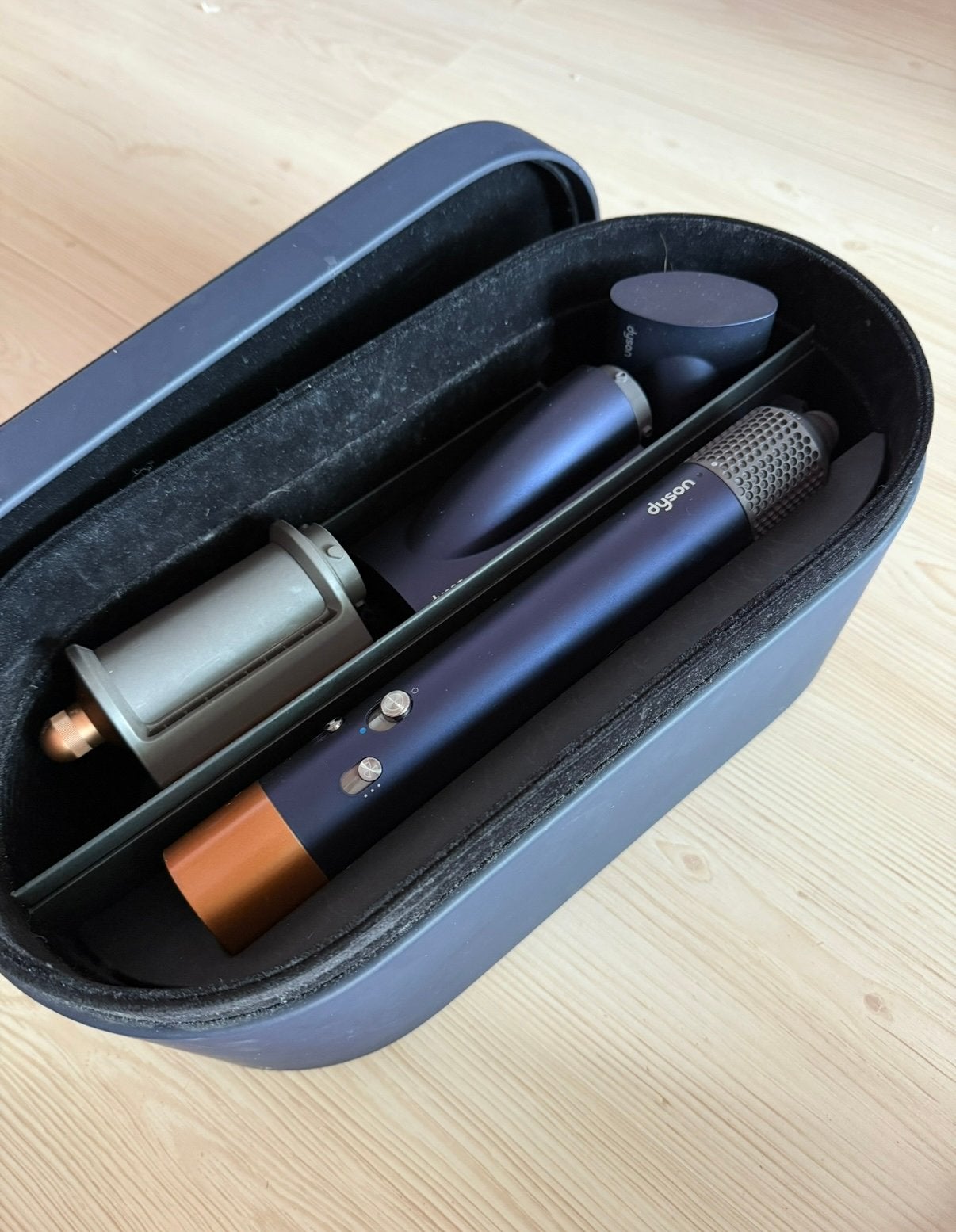 Dyson Airwrap i.d. Straight+Wavy – Pruisisch Blauw/Koper, Ophalen of Verzenden, Zo goed als nieuw, Föhn of Haardroger