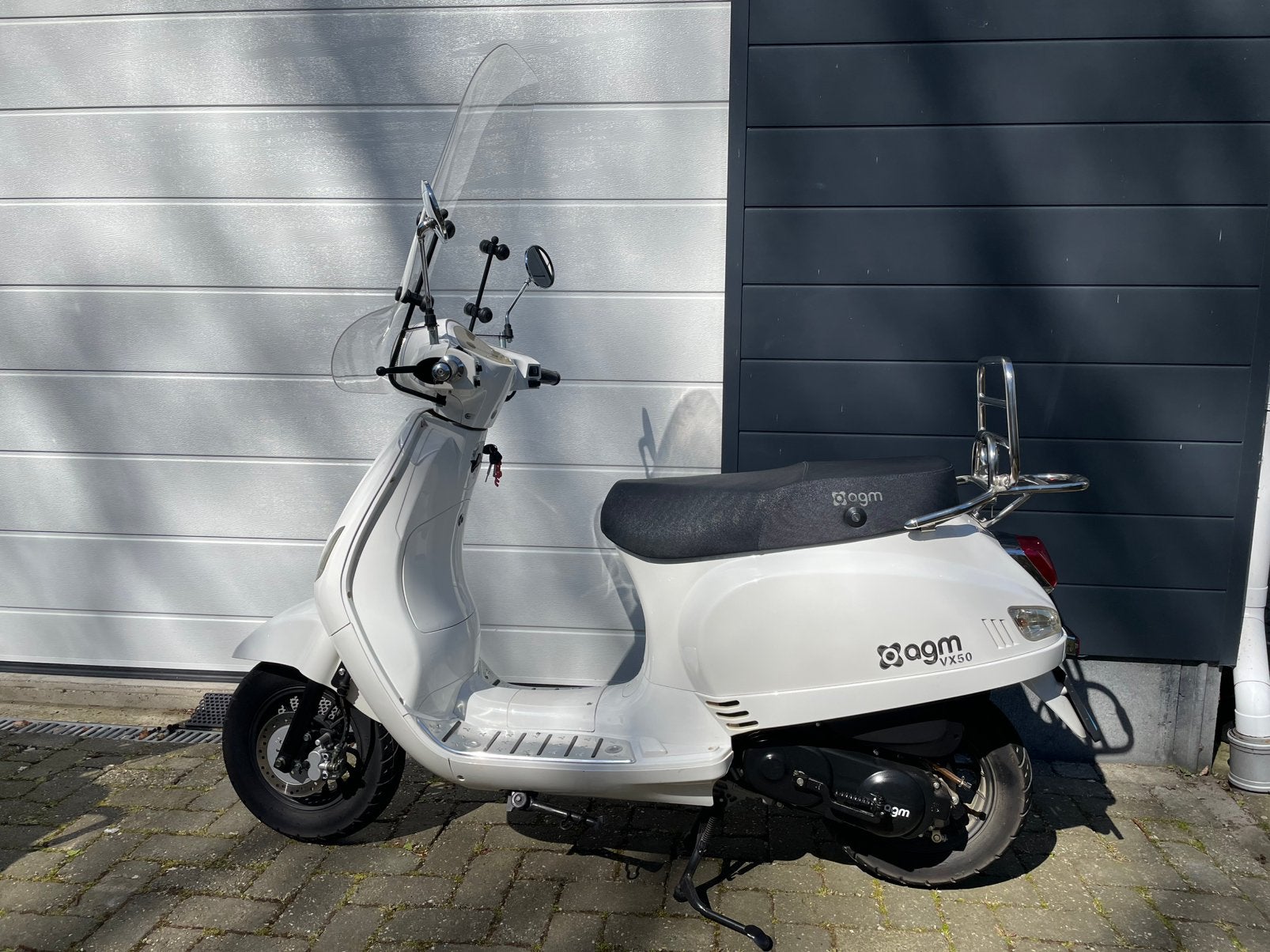 AGM VX50 te koop, Zo goed als nieuw, Benzine, Ophalen, Overige merken