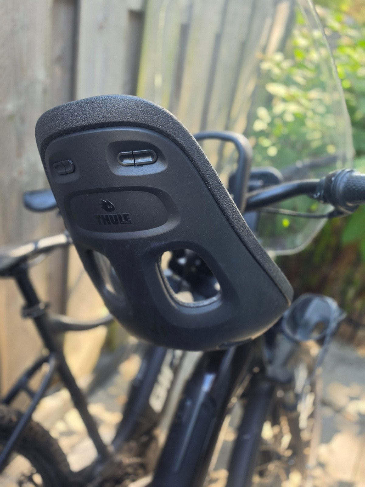 Voorzitje fiets met windscherm - Thule Yepp, Voorzitje, Ophalen of Verzenden, Thule, Gebruikt