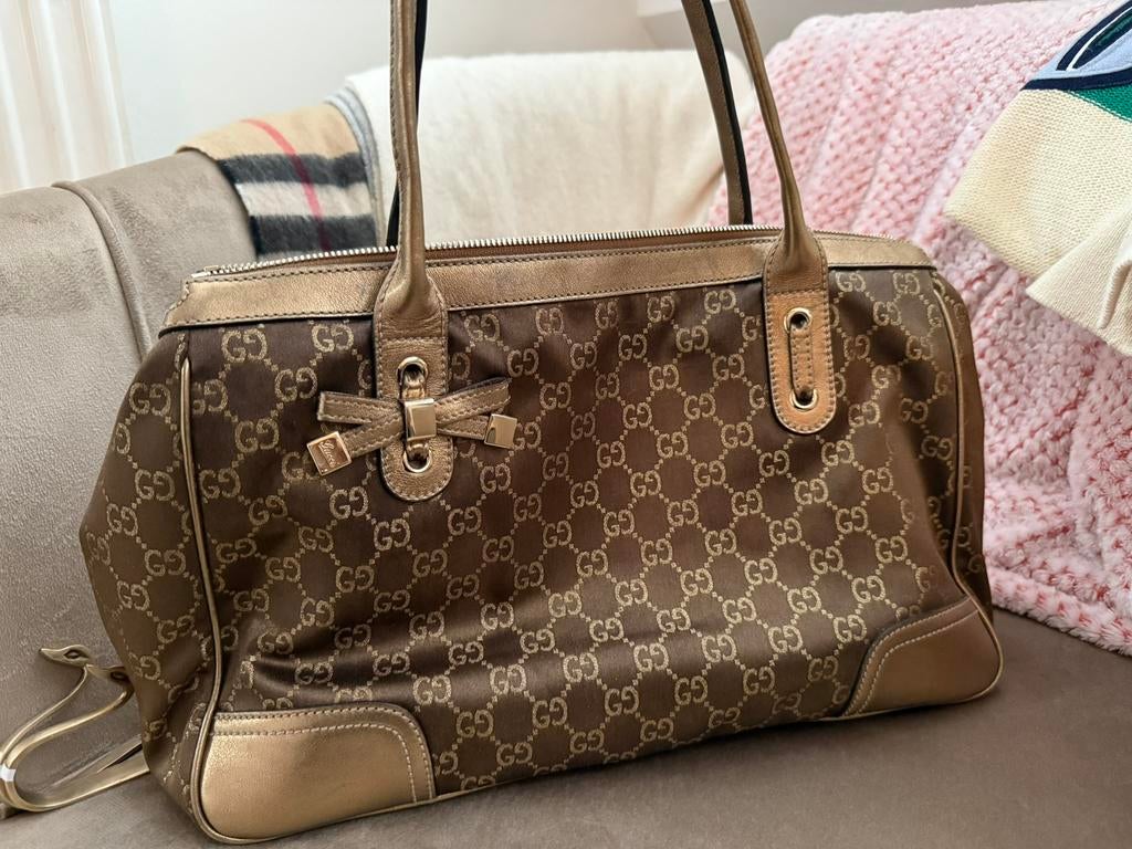 Gucci vintage bag, Ophalen of Verzenden, Zo goed als nieuw, 30 cm of meer, Minder dan 35 cm