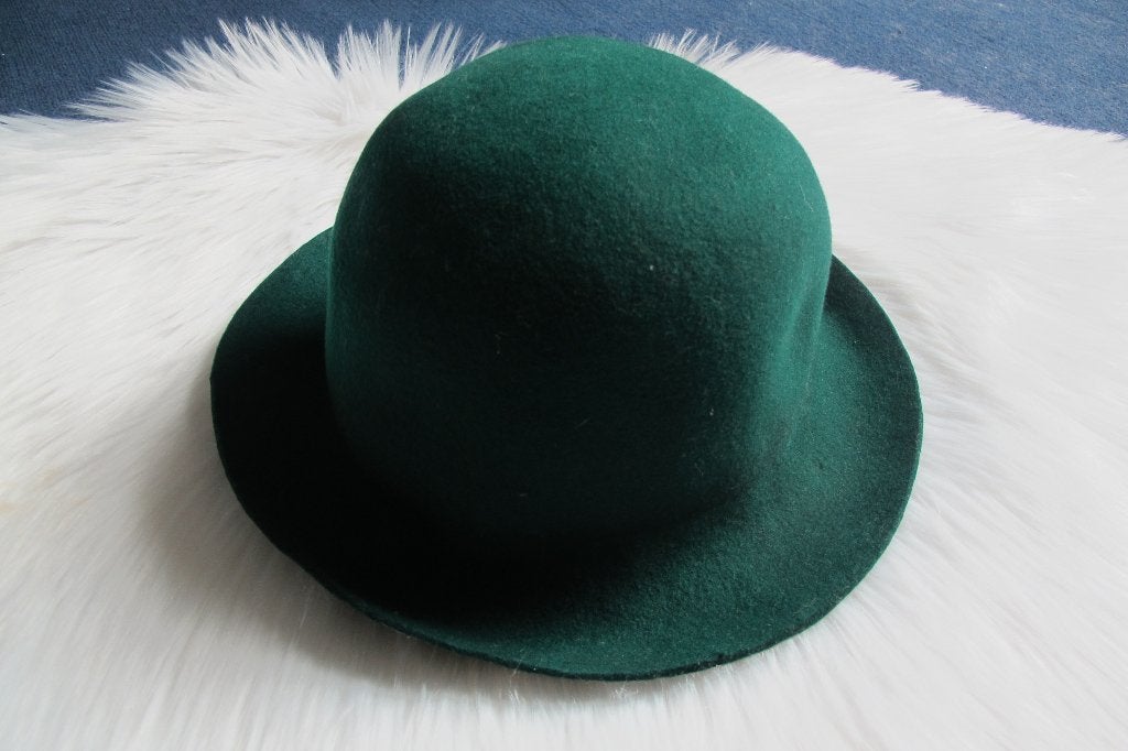 Forest green cloche hat, Ophalen of Verzenden, Nieuw, One size fits all, Hoed