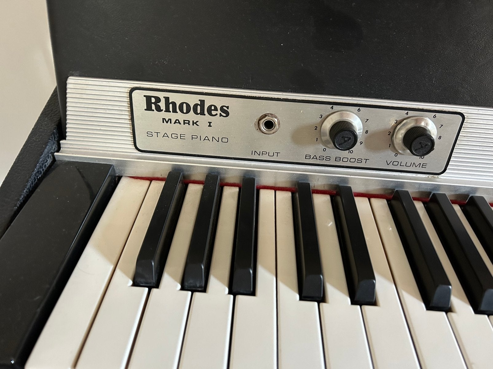 Foto 7 van Rhodes Mark I 73 – Vintage elektrische piano