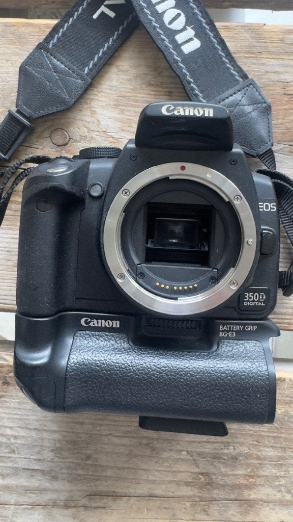Canon EOS 350D 5 lenzen 2 flitsers batterijgrip accessoires, Spiegelreflex, Canon, Zo goed als nieuw, Cameratas